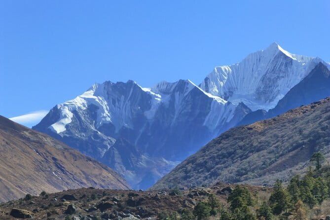 Langtang Valley Trek from Kathmandu - Day 3: Langtang Village and the first broad mountain views
