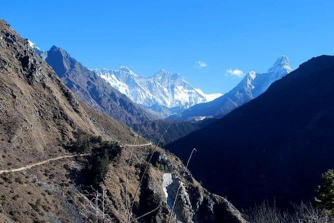 Langtang Valley Trek from Kathmandu - Day 6: Descending through the narrowing valley