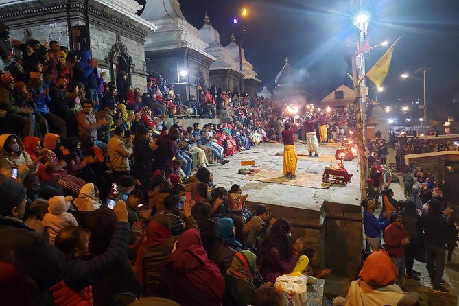 Pashupatinath Evening Aarati: Few Divinely Hours in Kathmandu - Getting there between 4:30 PM and 5:30 PM