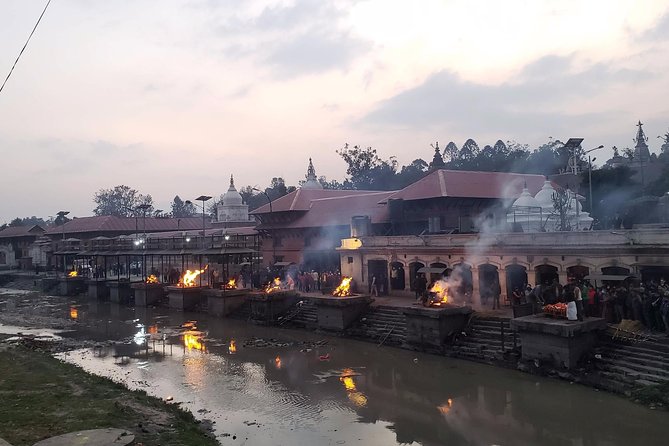 Pashupatinath Evening Aarati: Few Divinely Hours in Kathmandu - Pashupatinath Temple and the surrounding monuments