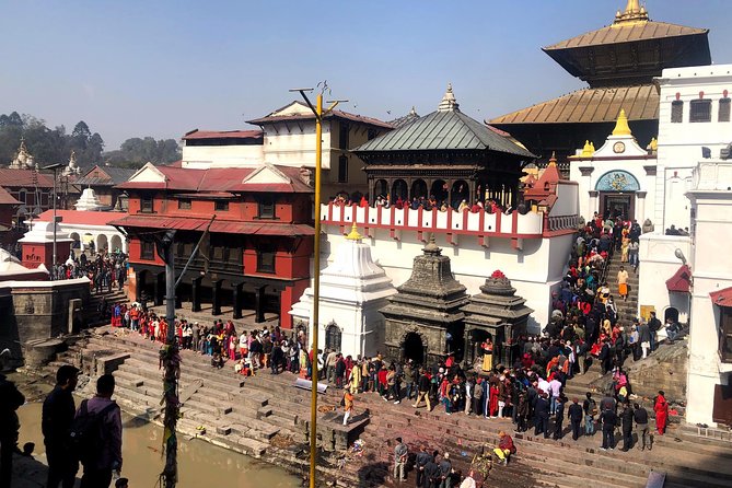 Pashupatinath Evening Aarati: Few Divinely Hours in Kathmandu - Who should book this evening experience?