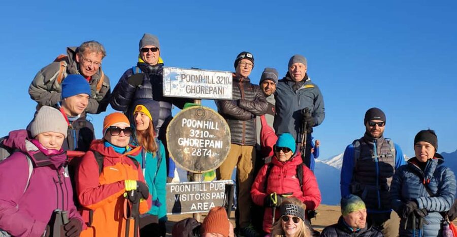 Pokhara: 3-Day Ghorepani, Poon Hill and Ghandruk Guided Trek - Day 2: The Poon Hill sunrise and the descent to Ghandruk