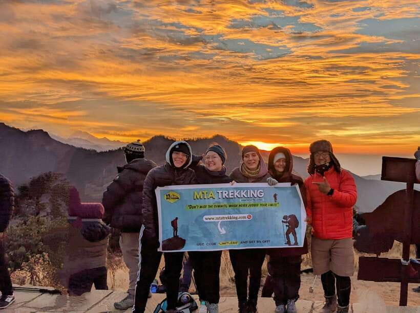 Pokhara: 4-Day Poon Hill and Ghandruk Guided Trek - Day three: The early climb to Poon Hill