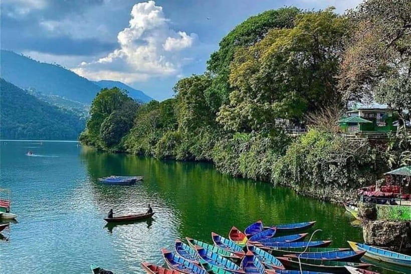 Pokhara: 5 Himalayan Viewpoints Guided Tour - Pumdikot Shiva Statue and views across Phewa Lake