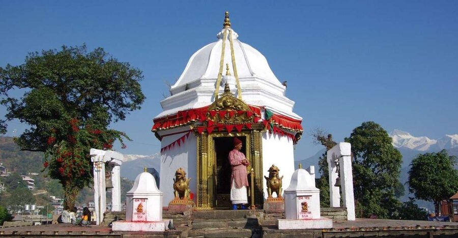 Pokhara: Visit Best Seven Tourist Destination by Sharing Bus - Who will enjoy this outing most?
