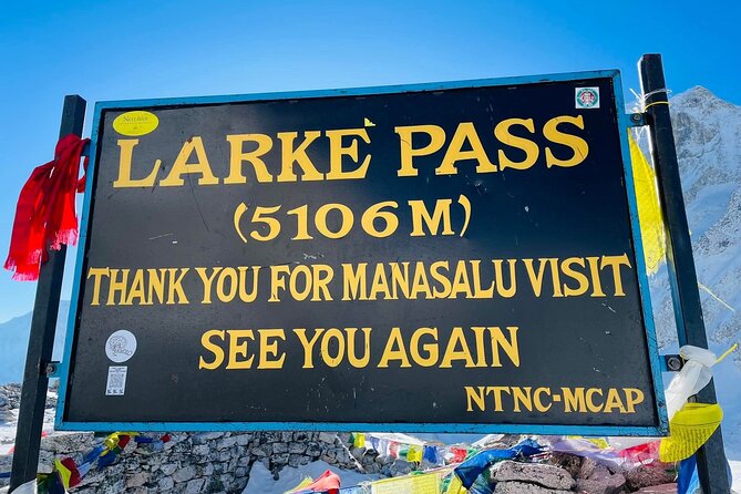 Private Manaslu Circuit Trek at Himalayas - Days 10 and 11: Larkya Phedi and the 5,160-meter pass