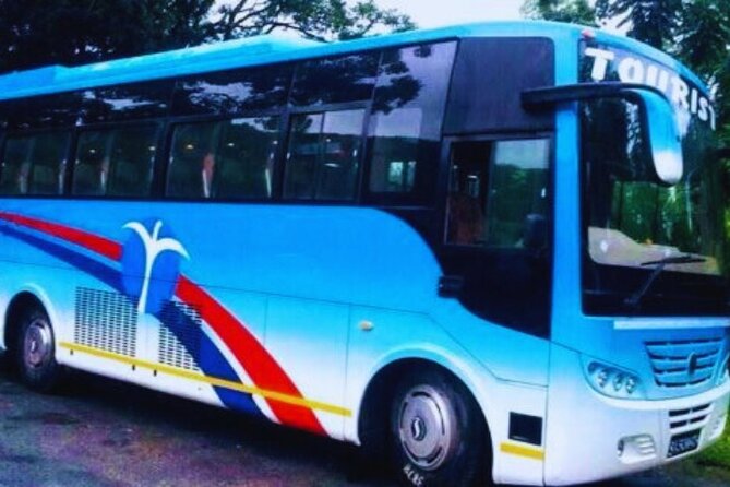 Tourist Bus Tickets: Kathmandu to Pokhara or Pokhara to KTM - The 30-minute lunch stop