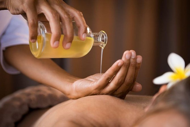 Whole Day Massage & Spa With Lunch - The one-hour English yoga class
